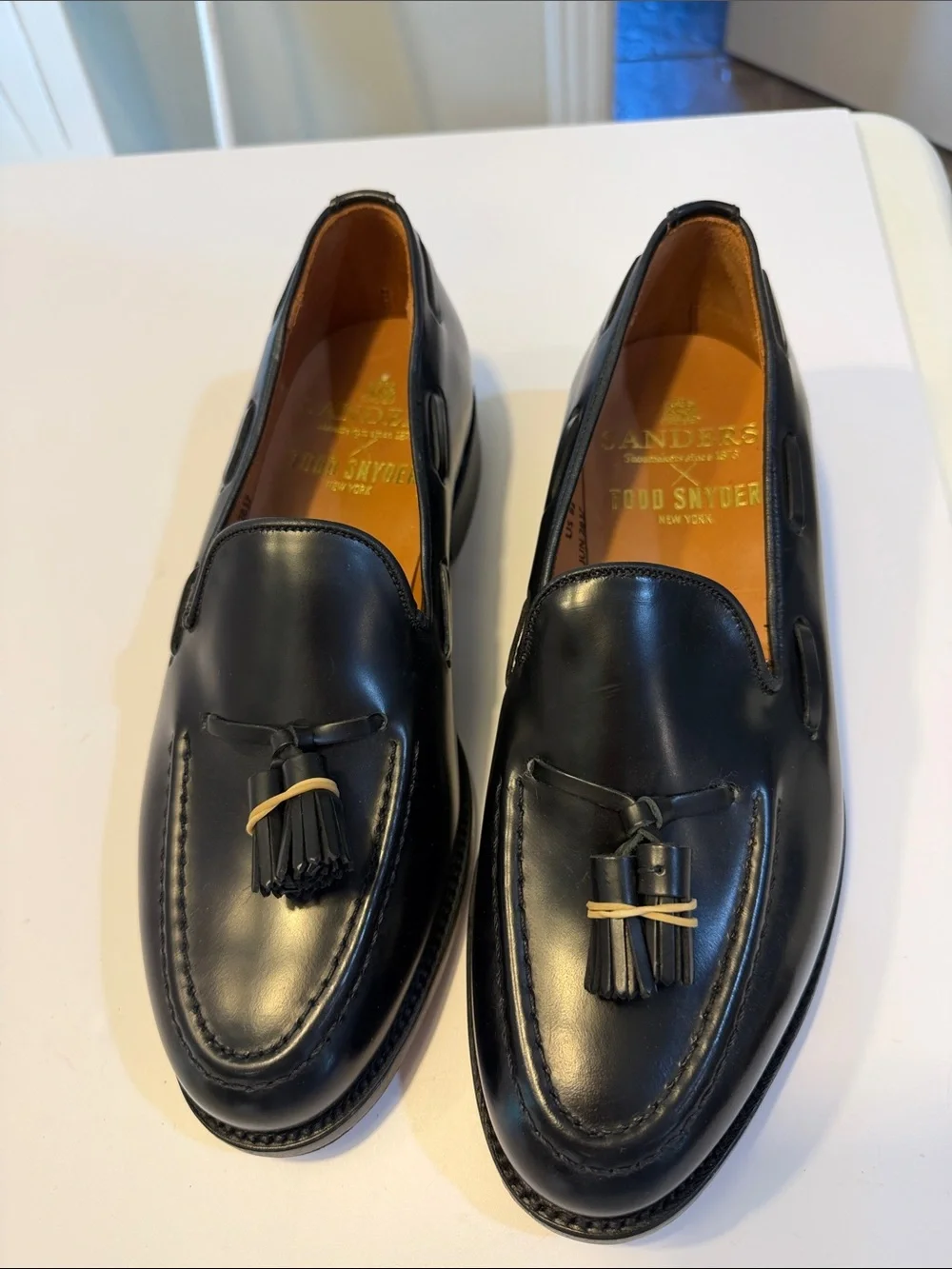 Todd Snyder X Sanders Black Leather Tassel Loafers Sz 8.5.  Tub7